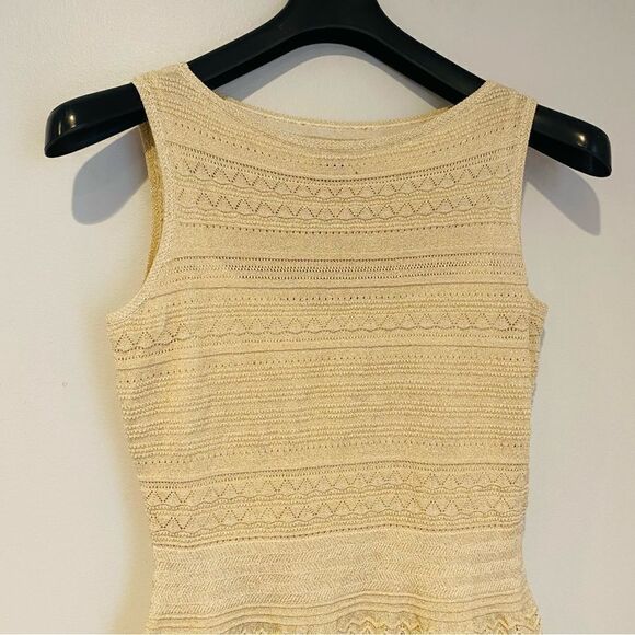 Lauren Ralph Lauren Gold Metallic Crochet Style Sleeveless Dress Size Medium - Picture 4 of 6